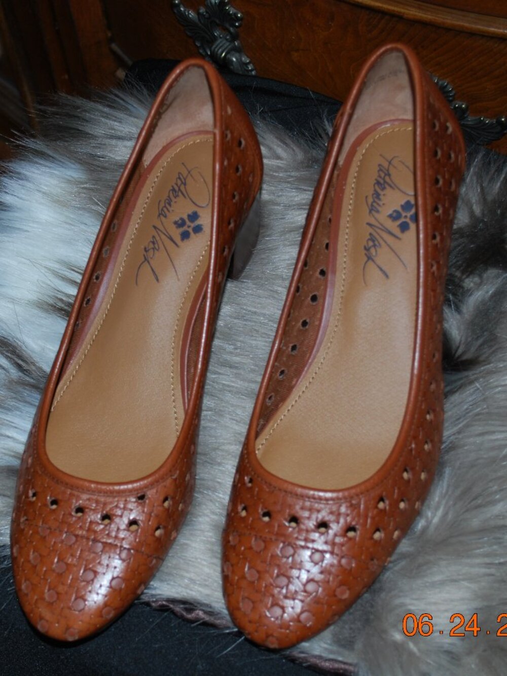 Patricia Nash Brown 2 inch low heels